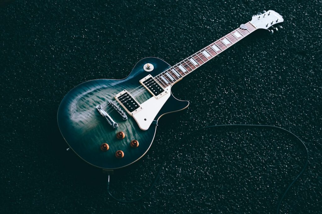 Photo Sketchbook, Guitar