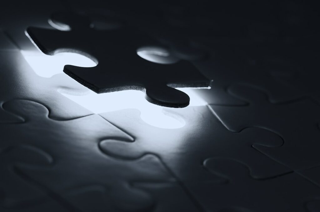 Photo puzzle pieces